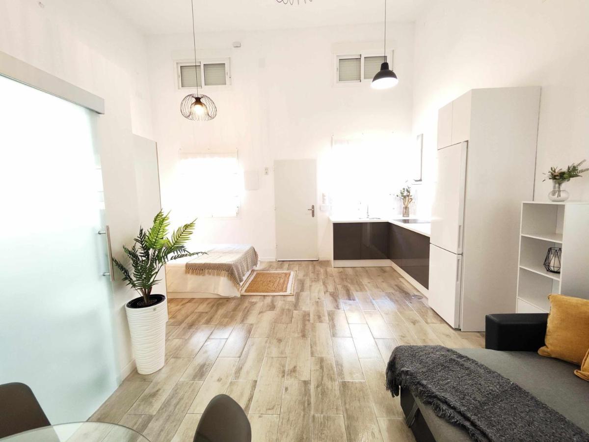 La Victoria Suites Malaga Ngoại thất bức ảnh