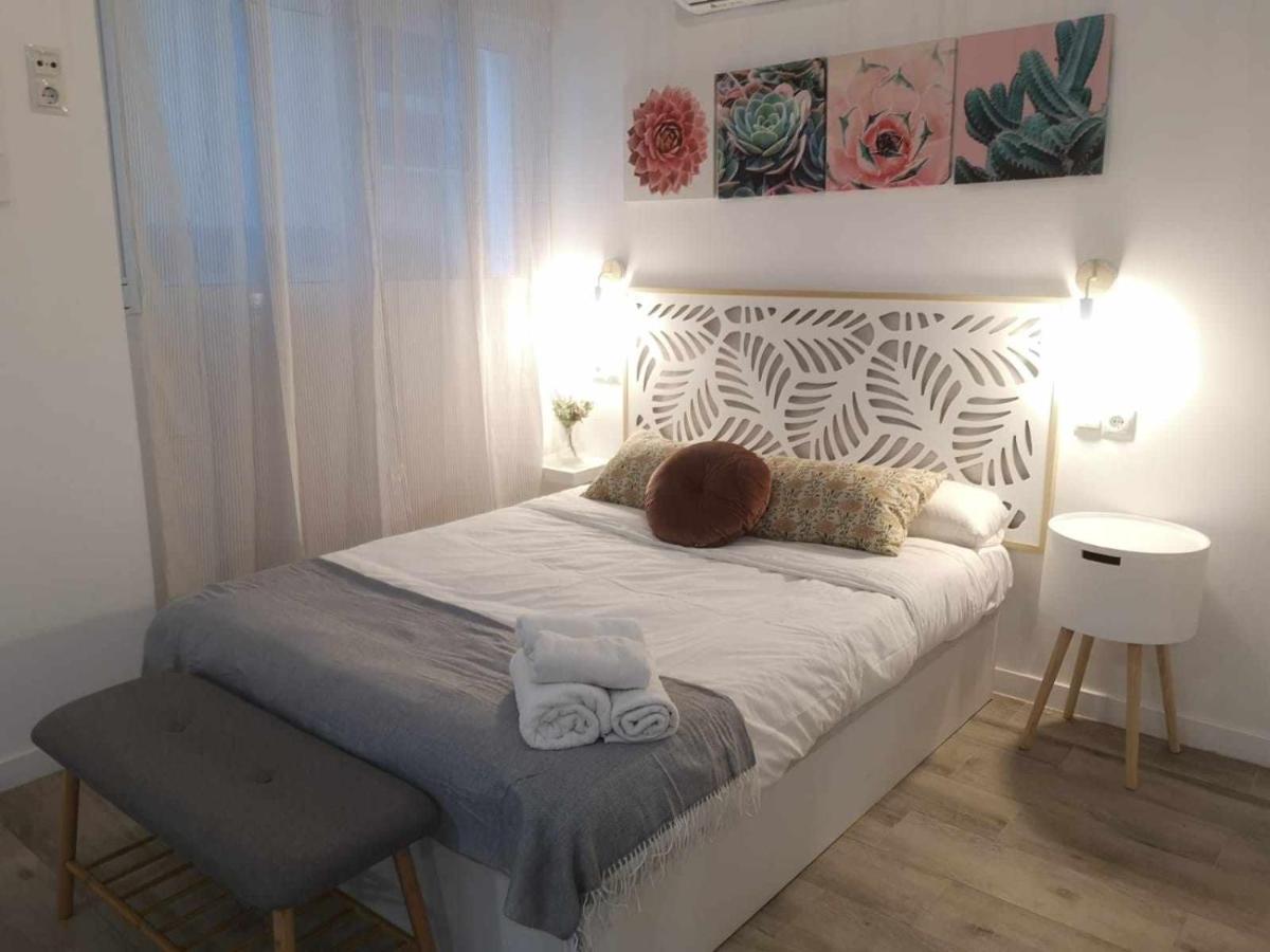 La Victoria Suites Malaga Ngoại thất bức ảnh
