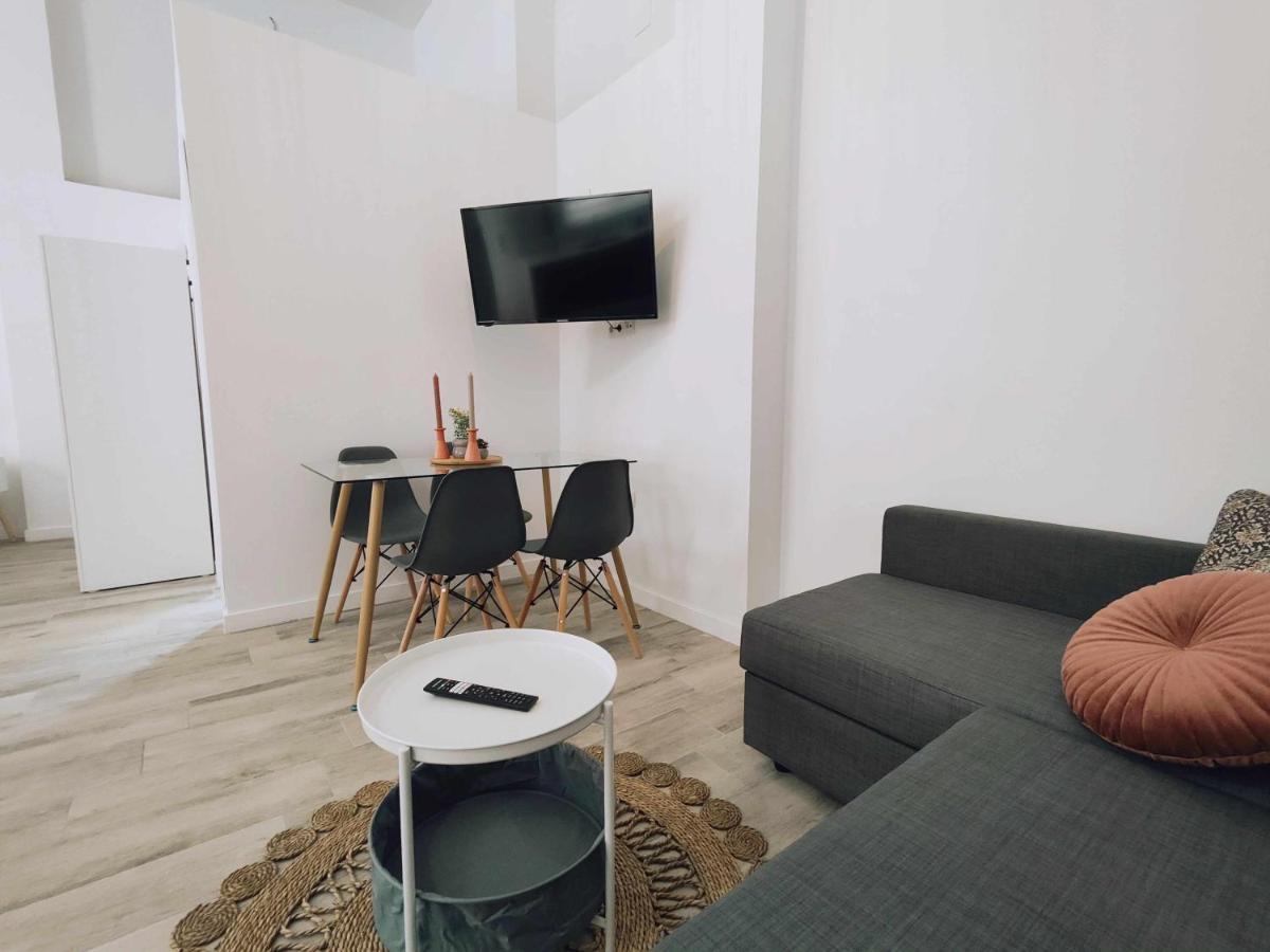 La Victoria Suites Malaga Ngoại thất bức ảnh