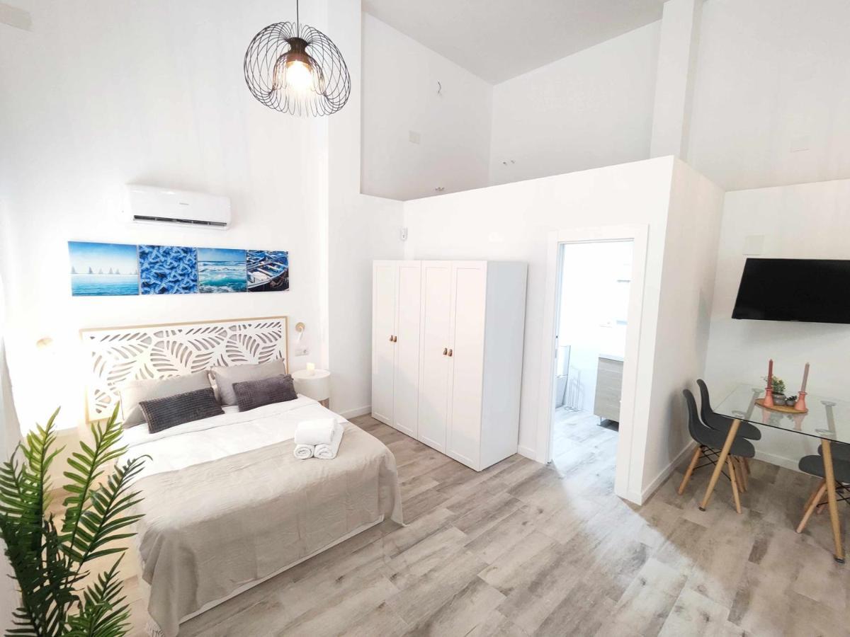 La Victoria Suites Malaga Ngoại thất bức ảnh