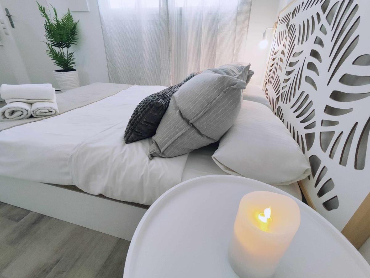 La Victoria Suites Malaga Ngoại thất bức ảnh